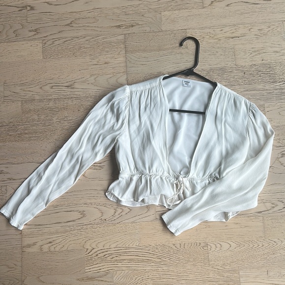 White Cropped Tie-Front Blouse - XS - Picture 7 of 8